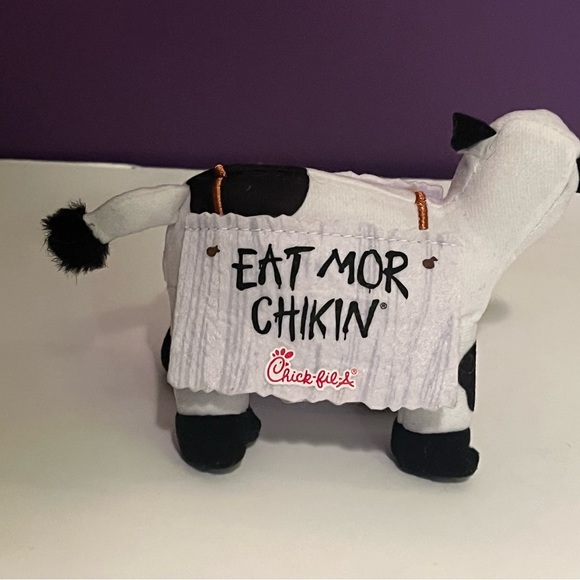 Chick fil a cow - Picture 2 of 2